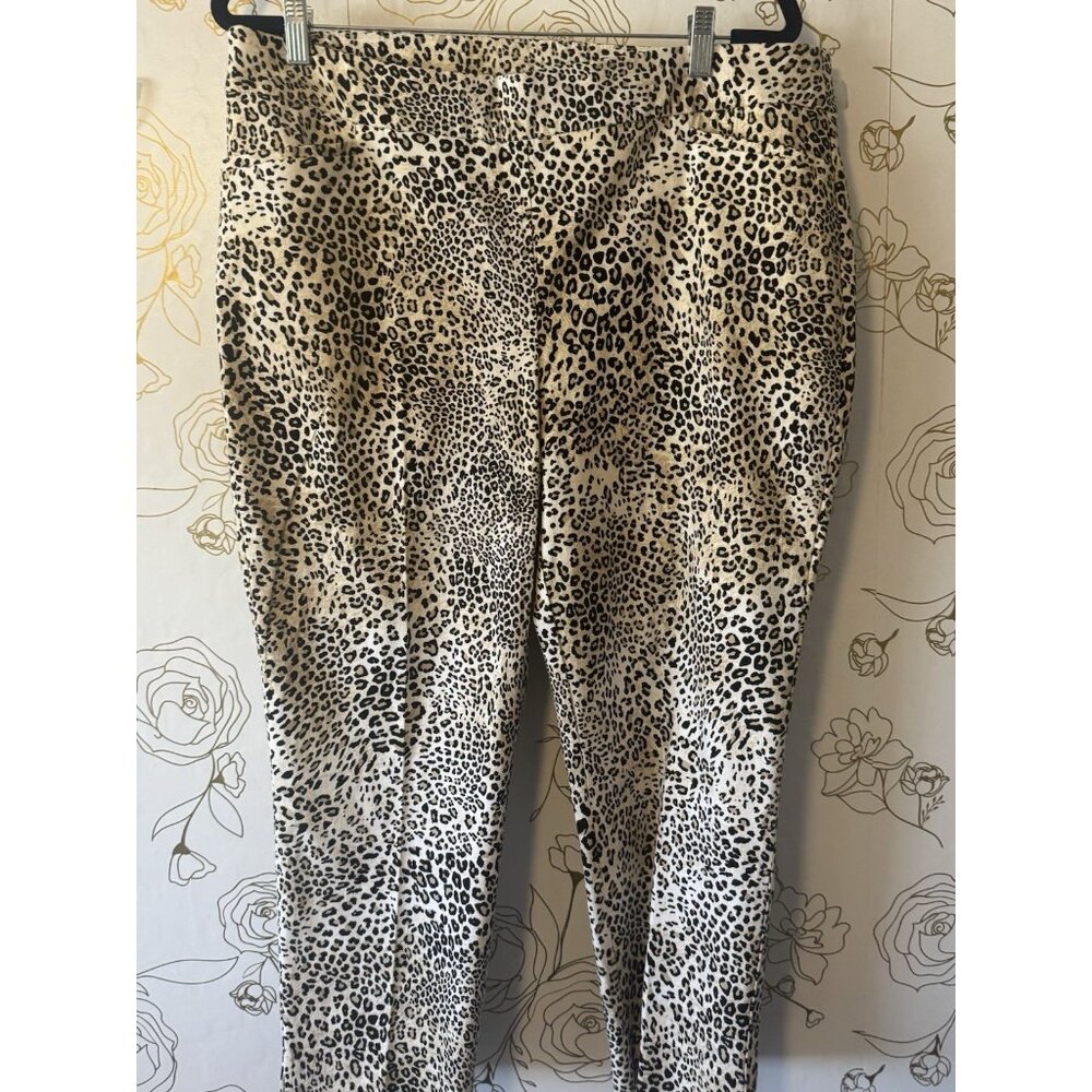 CHICO'S Pants Size 3 US 16. So Slimming Girlfriend Slim Leg Ankle Cheetah 078